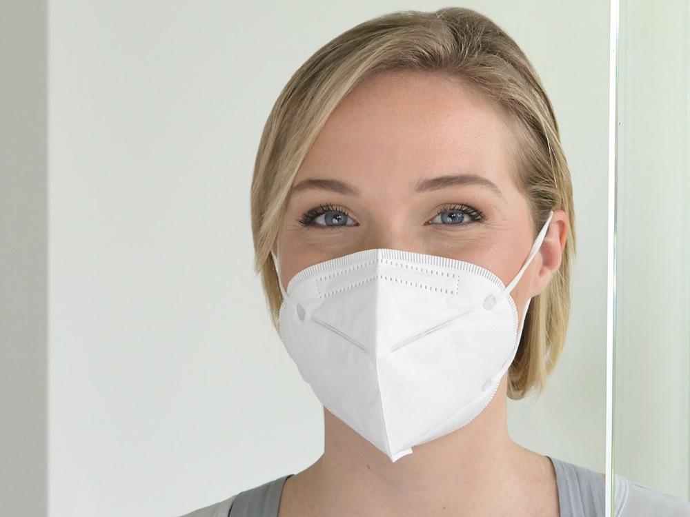 Maskne: preveting breakouts caused by facial coverings